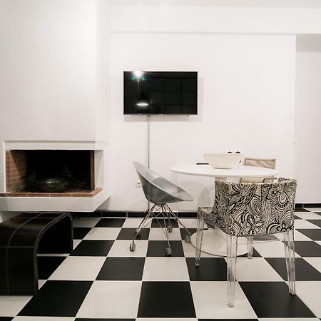Fena Uptown Easy Living Apartment 볼로스 외부 사진