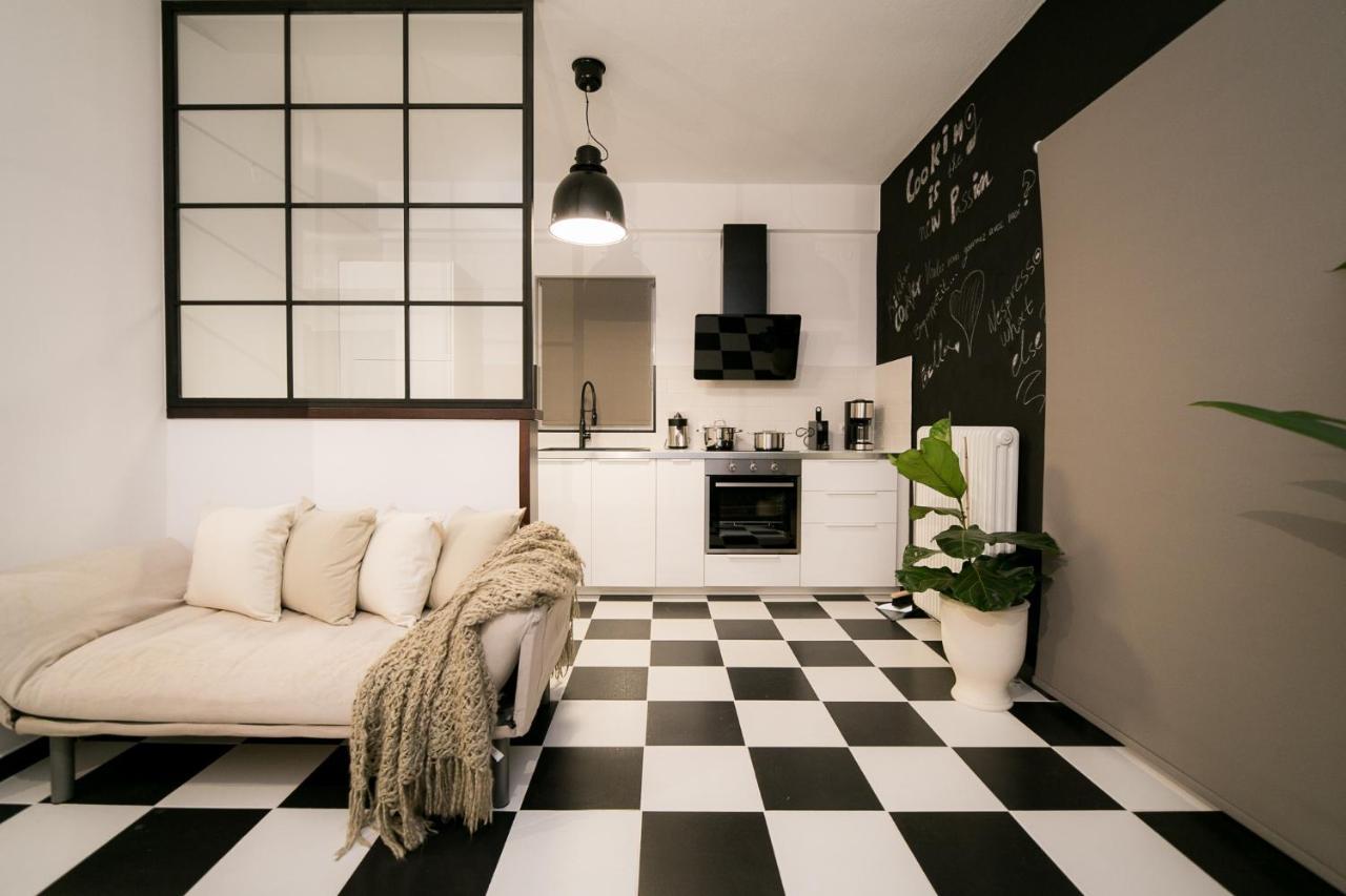 Fena Uptown Easy Living Apartment 볼로스 외부 사진